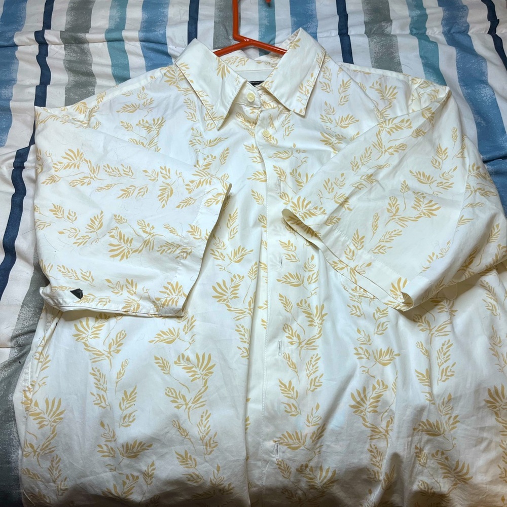 Casual button down shirt short sleeve